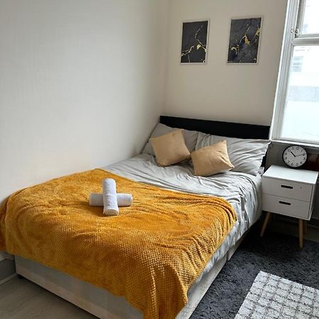Appartamento Superb Modern Flat In Kings Cross Londra Esterno foto