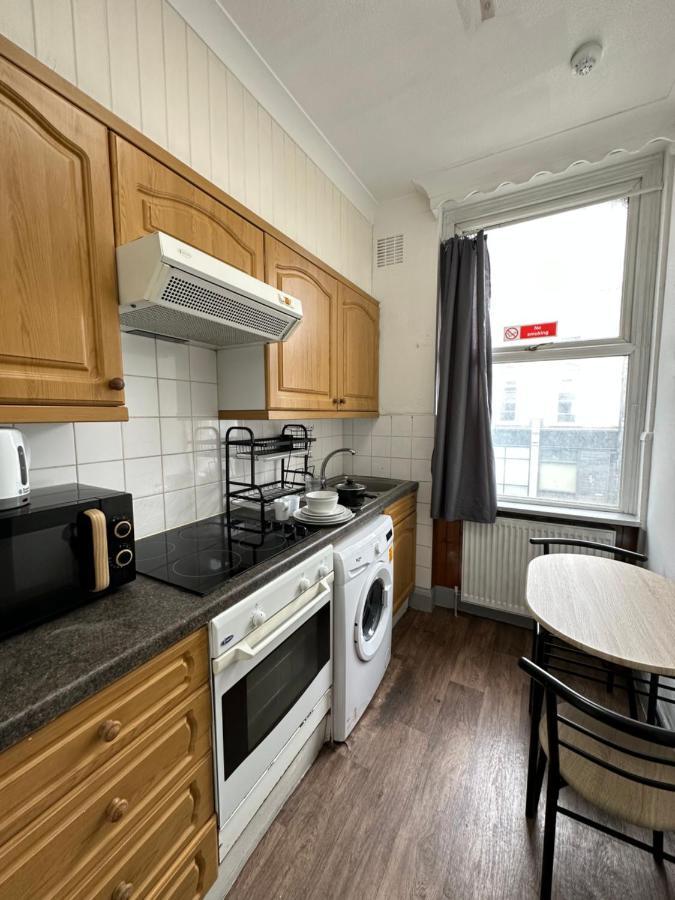 Appartamento Superb Modern Flat In Kings Cross Londra Esterno foto
