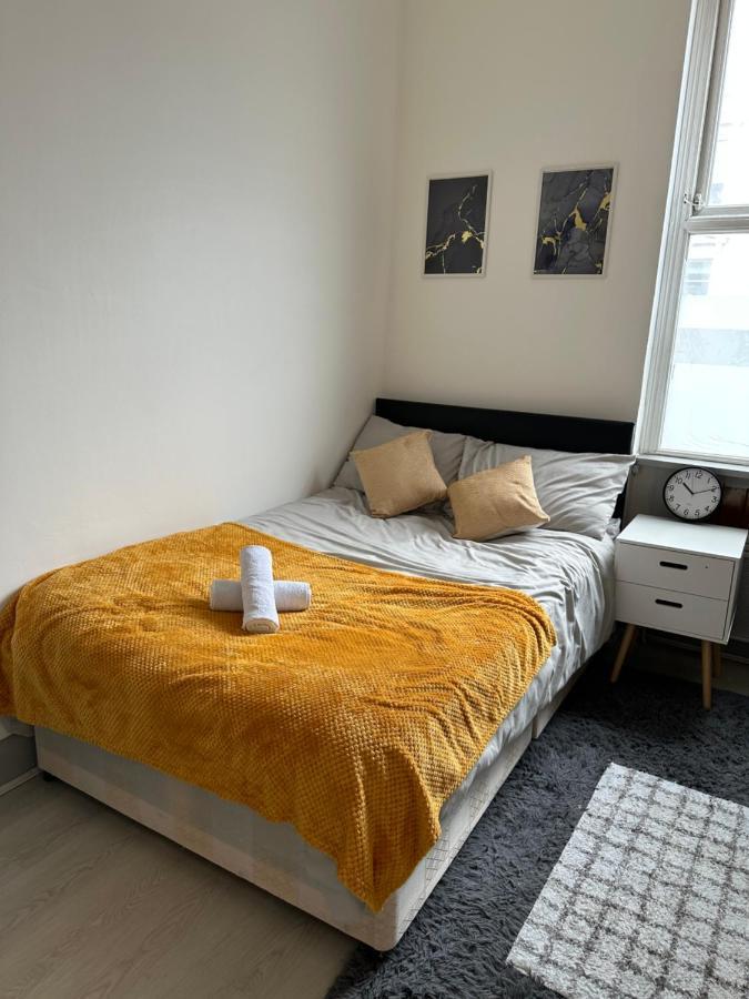 Appartamento Superb Modern Flat In Kings Cross Londra Esterno foto